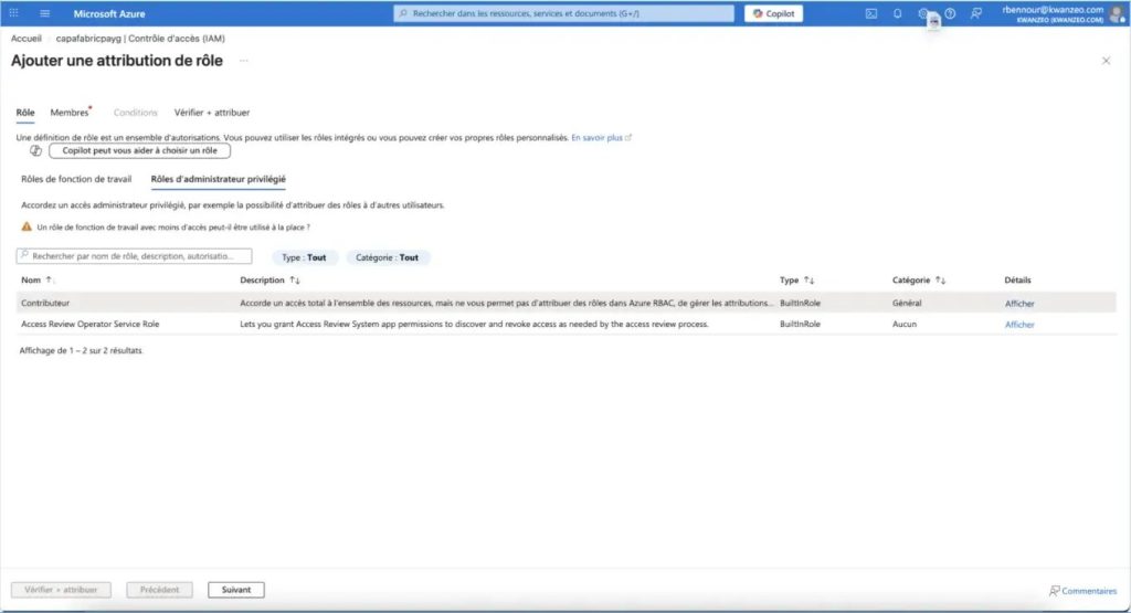 Attribution du rôle Contributeur au Service Principal sur la capacité Fabric.