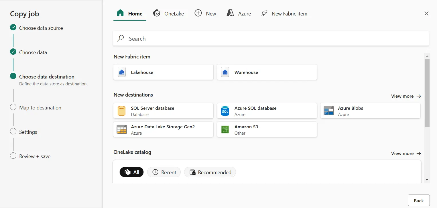 Sélection de la destination des données dans l’assistant de création de Copy Job sur Microsoft Fabric, avec le Lakehouse choisi comme destination